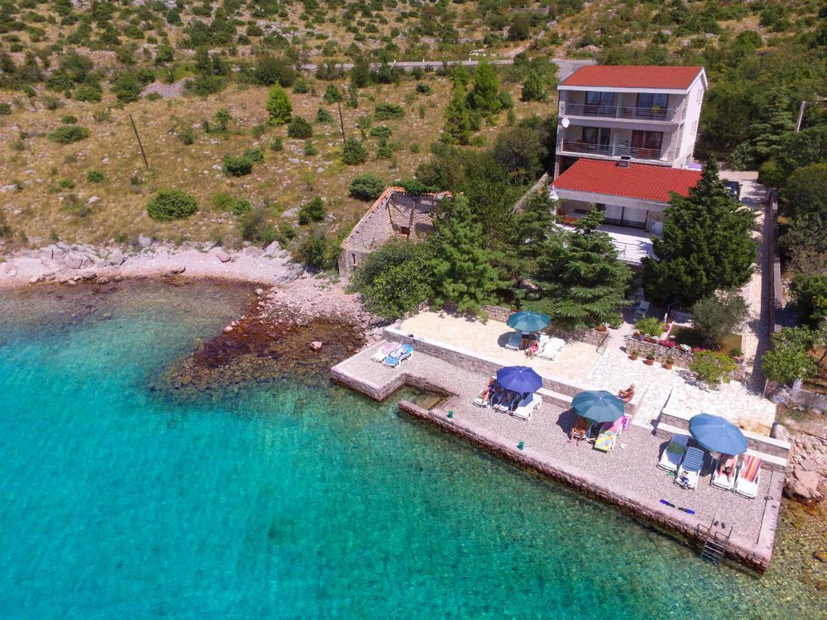 Apartmani Ribarica**** Karlobag Dış mekan fotoğraf