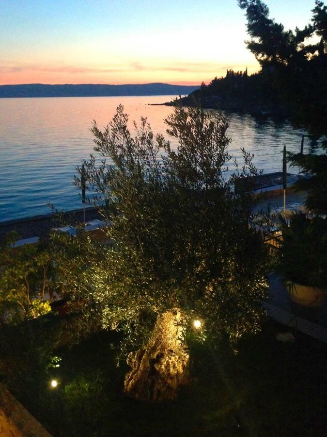 Apartmani Ribarica**** Karlobag Dış mekan fotoğraf